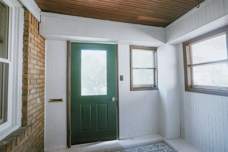 1135 W 24th Street, Erie, PA 16502 - #2