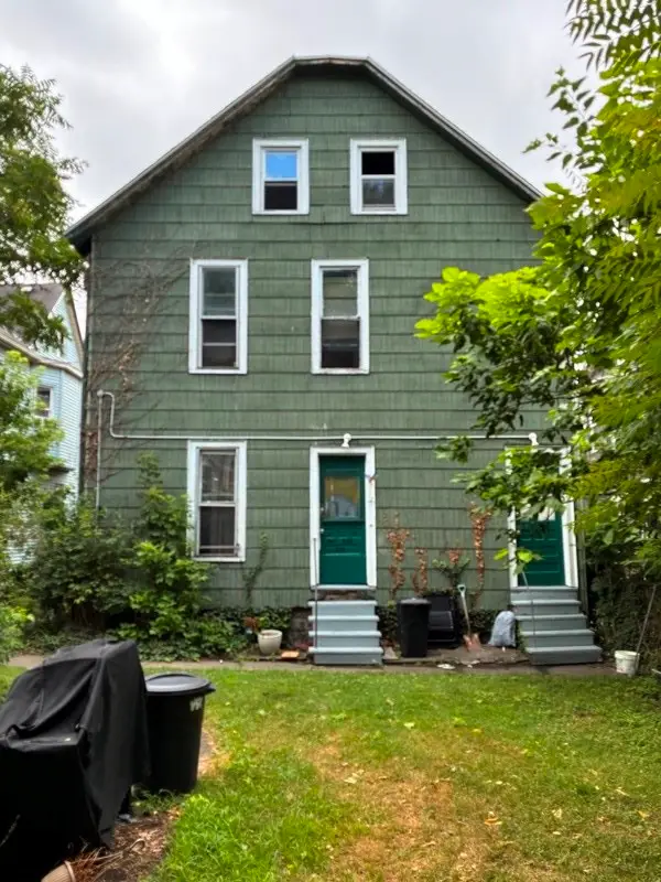 218 E 10th Street, Erie, PA 16503 - #3