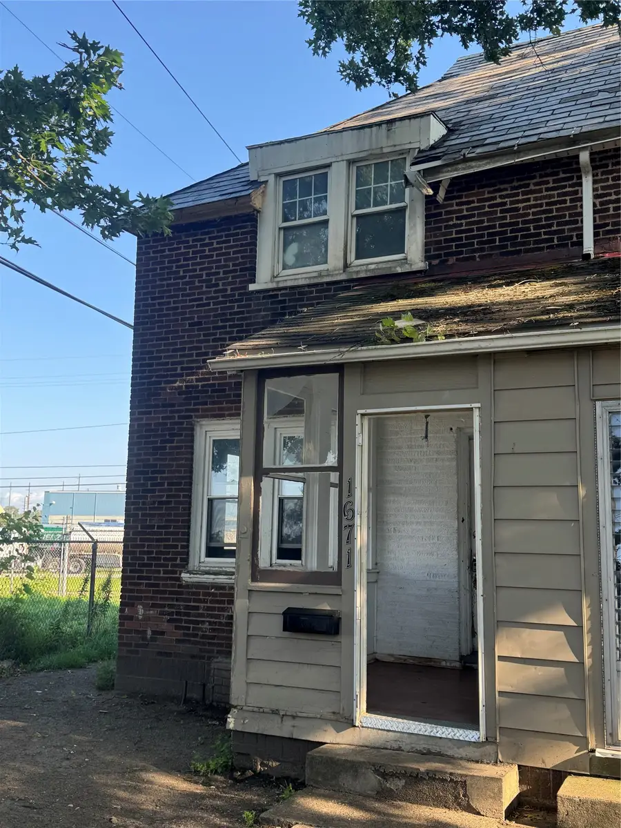 1671 W 15th Street, Erie, PA 16505 - #2