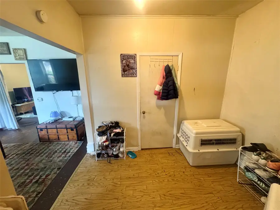 1134 W 9th Street, Erie, PA 16502 - #3