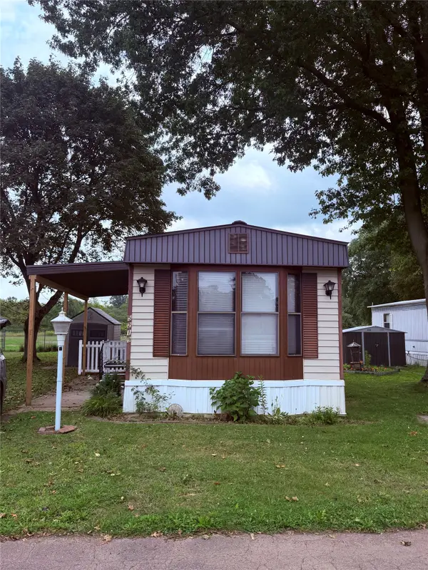 5219 Deepwood Lane, Erie, PA 16505