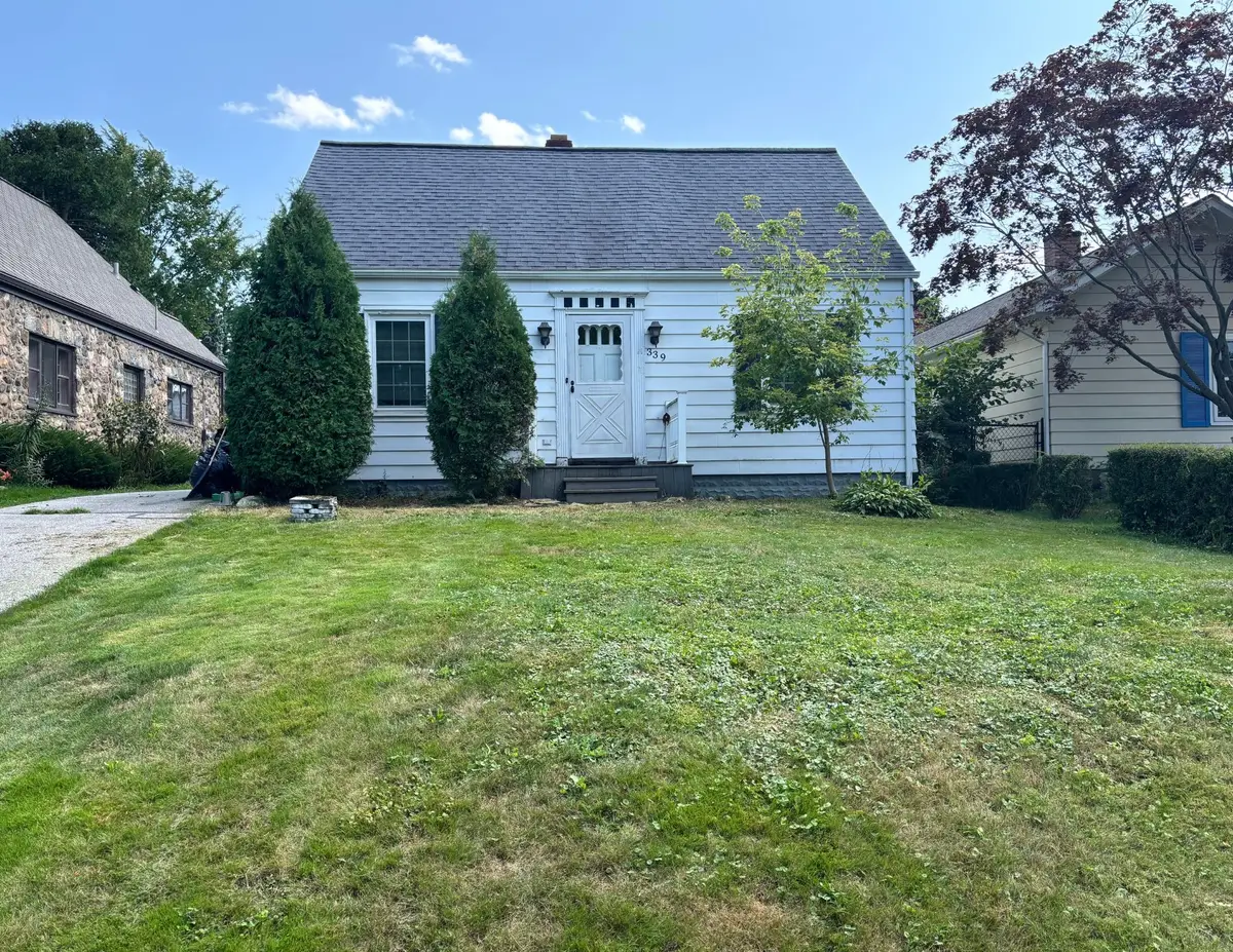 339 E 39th Street, Erie, PA 16504 - #1