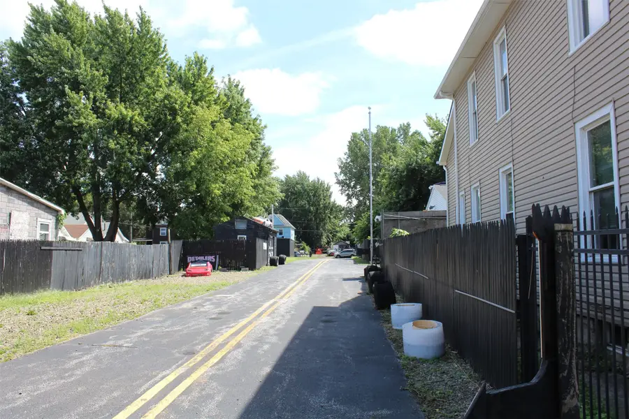 713 W 18th Street, Erie, PA 16502 - #2
