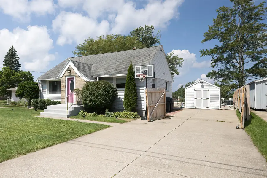 1022 W Grandview Boulevard, Erie, PA 16509 - #2