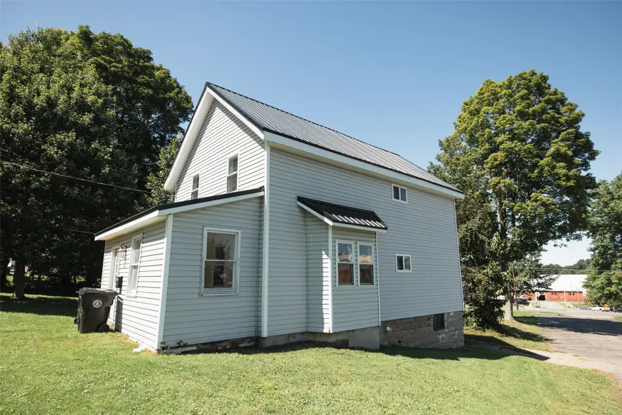 429 W Church Street, Corry, PA 16407 - #2