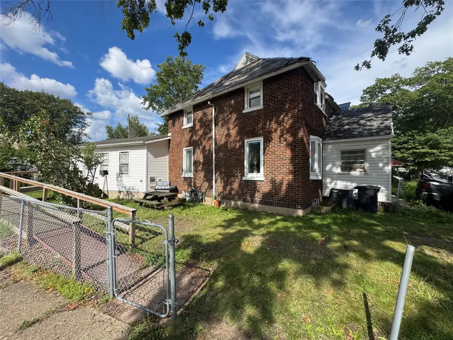 1690 W 15th Street, Erie, PA 16505 - #2