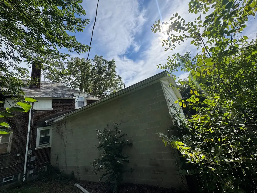 1690 W 15th Street, Erie, PA 16505 - #3