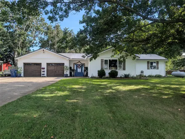 12099 Middle Road, North East, PA 16428