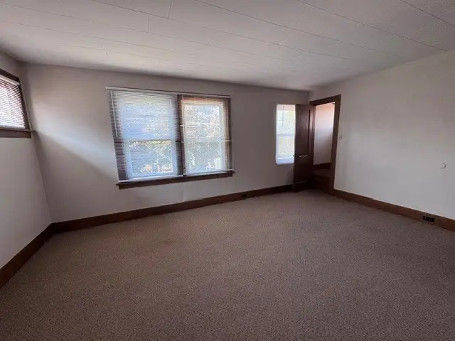 305 Cascade Street, Erie, PA 16507 - #2