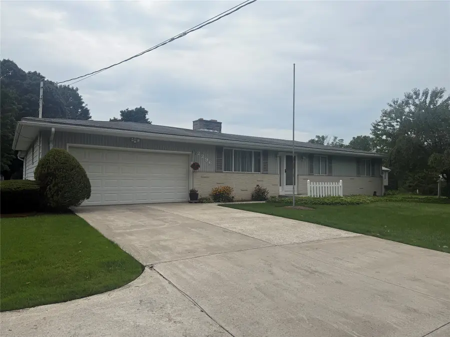 2296 Saltsman Road, Erie, PA 16510 - #2
