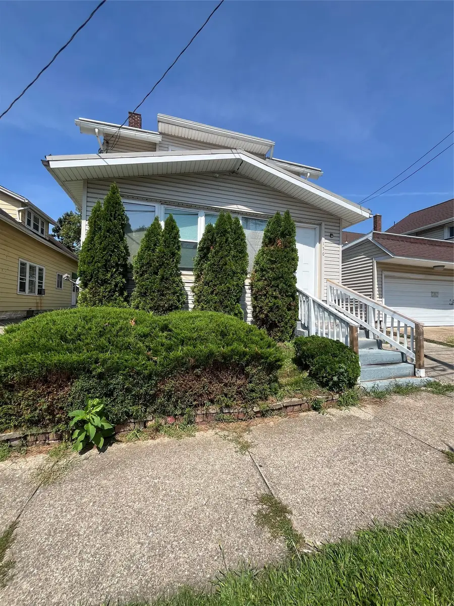 156 E 29th Street, Erie, PA 16504 - #3