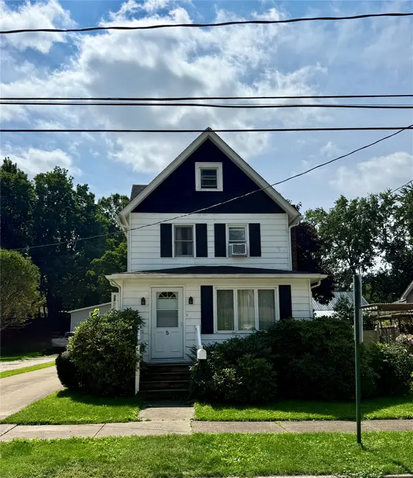 5 Wellington Street, North East, PA 16428