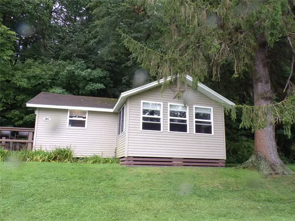 325 Elk Creek Road, Lake City Boro, PA 16423