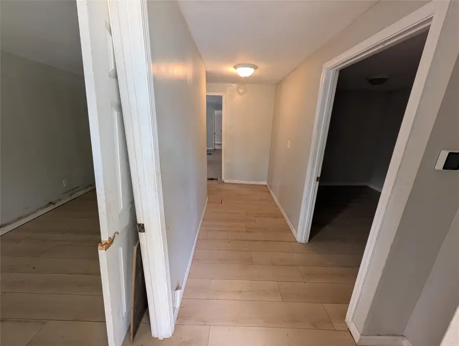 930 W 17th Street, Erie, PA 16502 - #3
