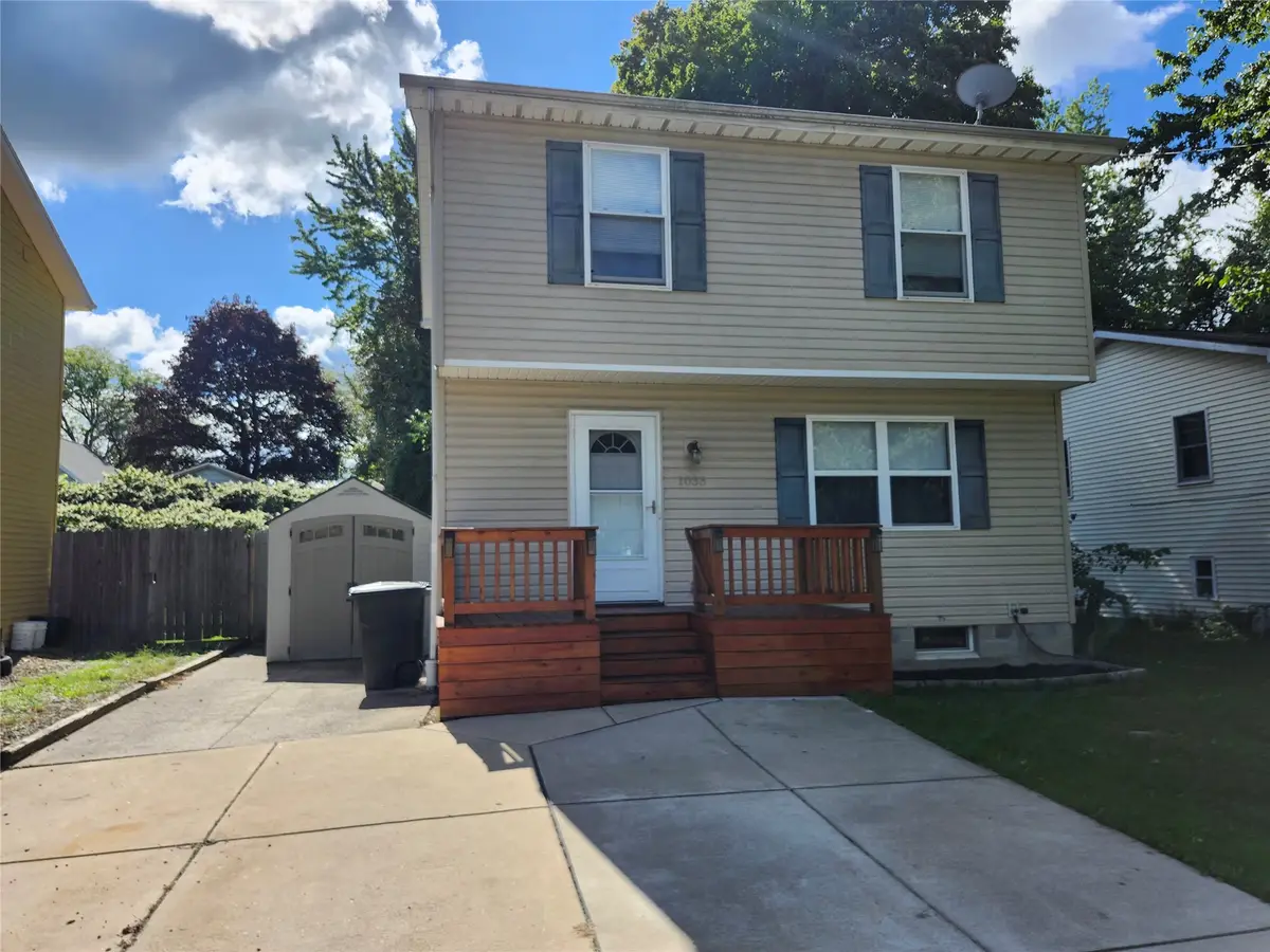 1033 E 37th Street, Erie, PA 16504 - #1