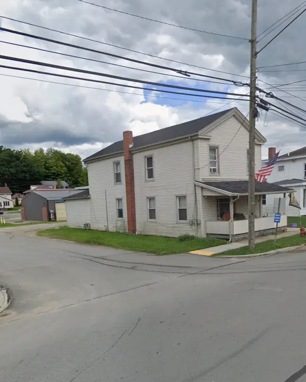 901 Main Street, Conneautville, PA 16406