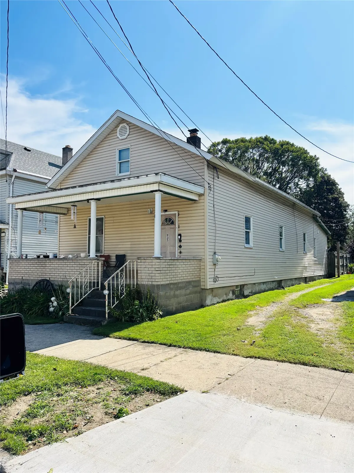 935 W 4 Street, Erie, PA 16507 - #1
