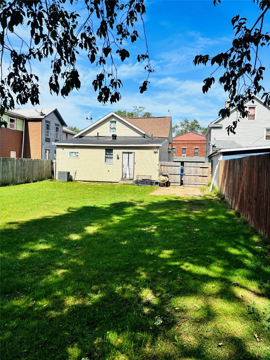 935 W 4 Street, Erie, PA 16507 - #3
