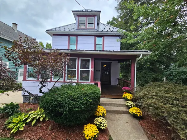 13 N Mill Street, North East, PA 16428