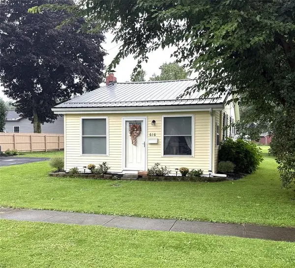 616 Frick Avenue, Girard, PA 16417