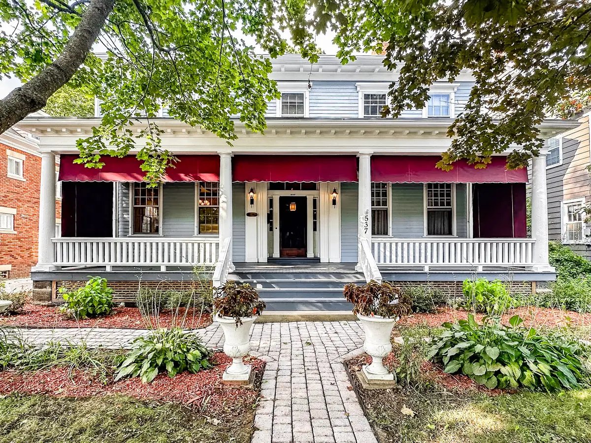 537 Chestnut Street, Meadville, PA 16335 - #1