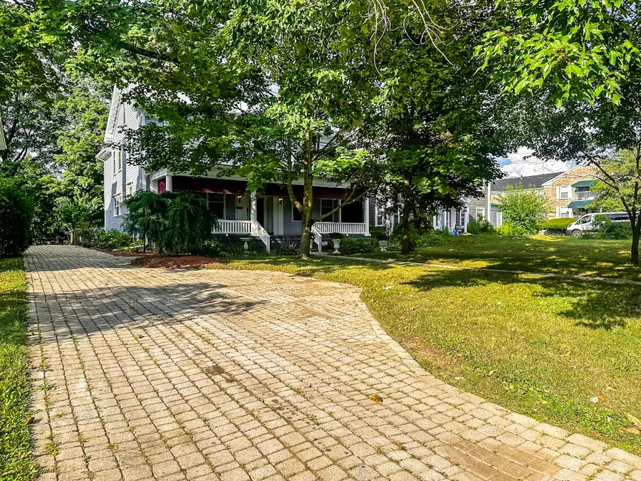 537 Chestnut Street, Meadville, PA 16335 - #2