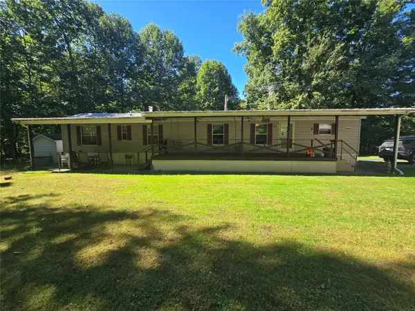 2395 Raleigh Lane, Linesville, PA 16424