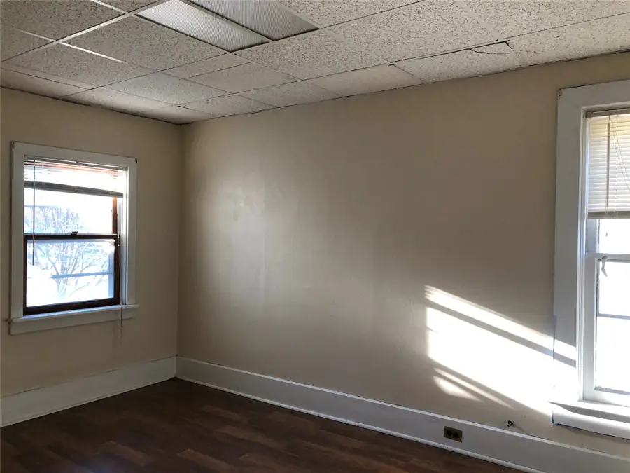 442 E 5th Street, Erie, PA 16507 - #2