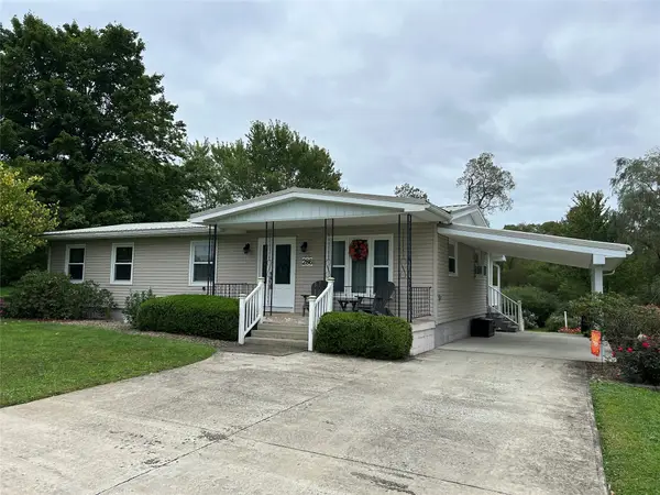 286 Maple Street, Conneaut Lake, PA 16316