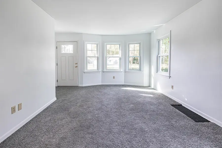 3708 Iroquois Avenue, Lawrence Park, PA 16511 - #2
