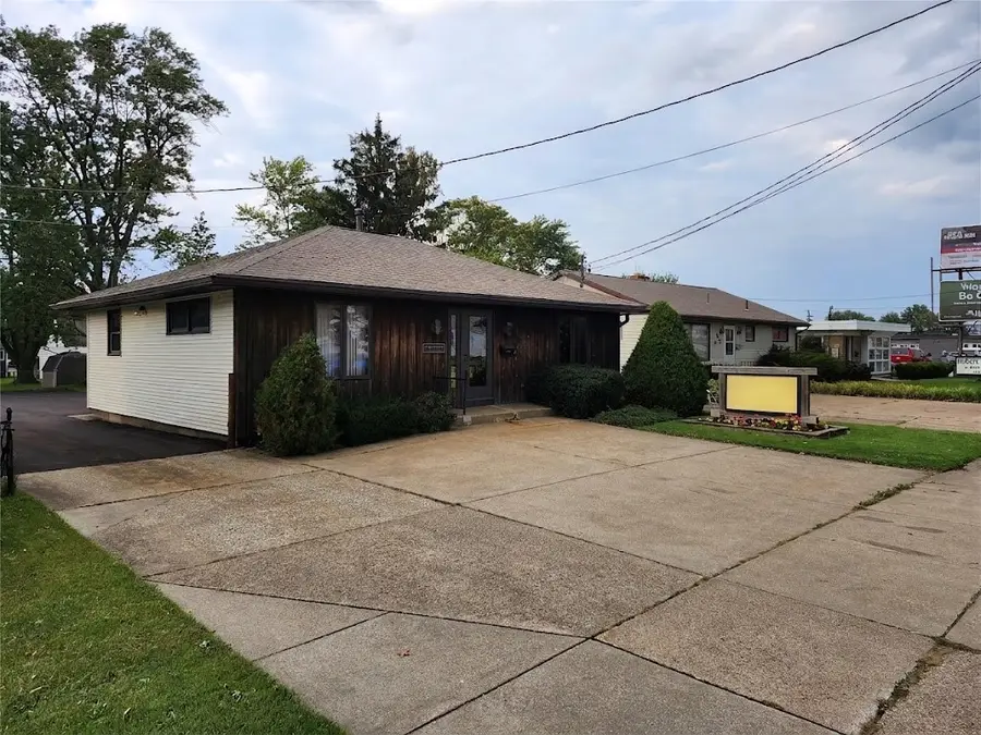 936 W 38th Street, Erie, PA 16508 - #2