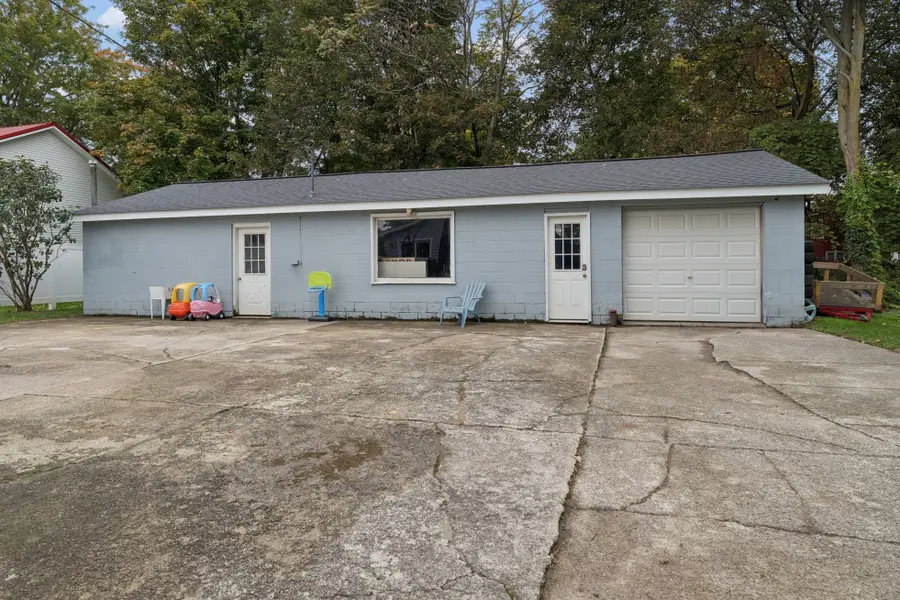 51 S Pearl Street, North East, PA 16428 - #3
