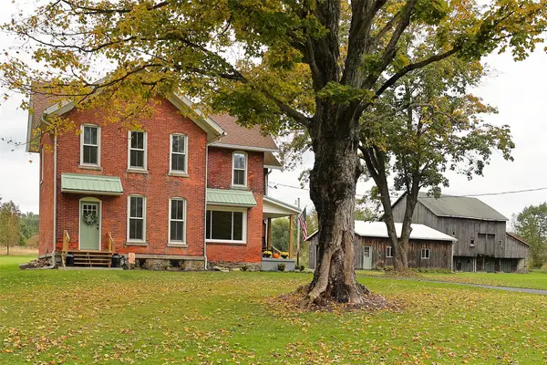 10275 Oliver Road, Mckean, PA 16426