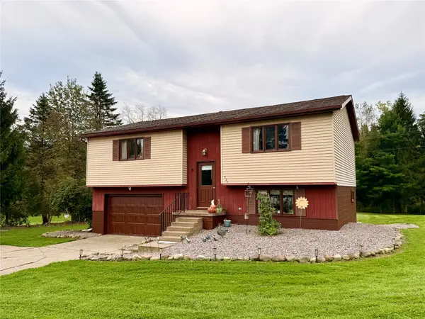 925 Townhall Road, Waterford, PA 16441