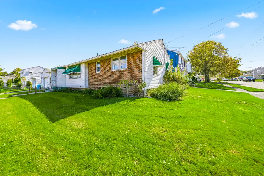 715 W 39th Street, Erie, PA 16509 - #2