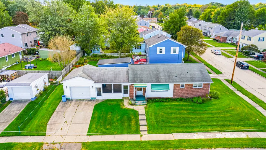 715 W 39th Street, Erie, PA 16509 - #3