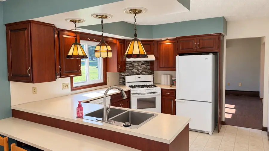 884 E South Street, Corry, PA 16407 - #3