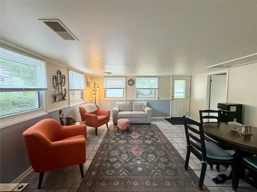 917 W 34th Street, Erie, PA 16508 - #3