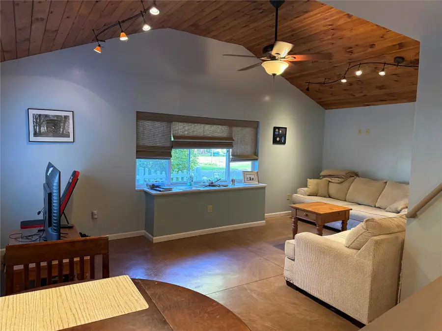 6 Cowells Beach Road, Erie, PA 16511 - #2
