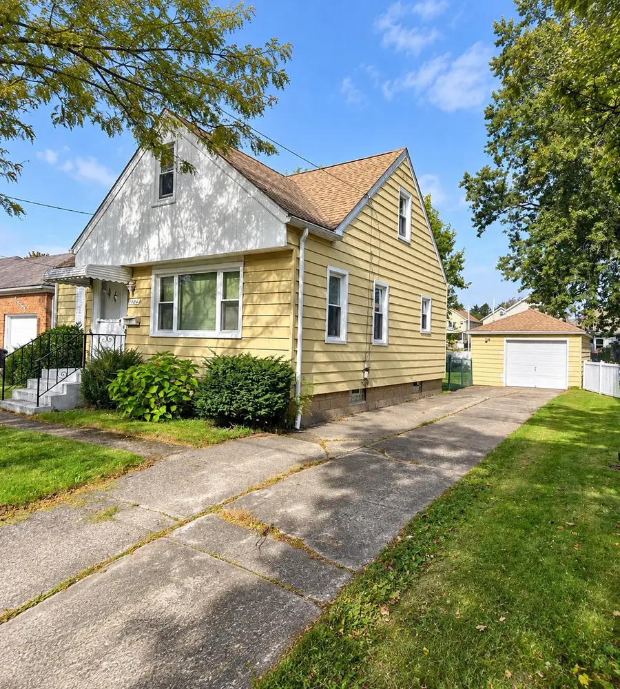 624 E 31st Street, Erie, PA 16504 - #2