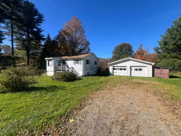 10306 Oliver Road, Mckean, PA 16426