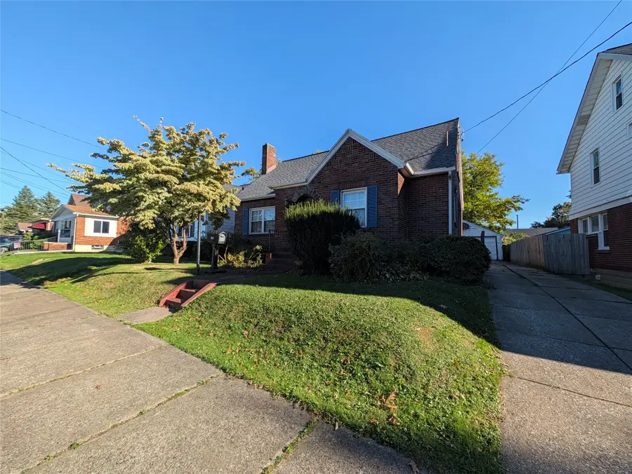 927 E 31st Street, Erie, PA 16504 - #3
