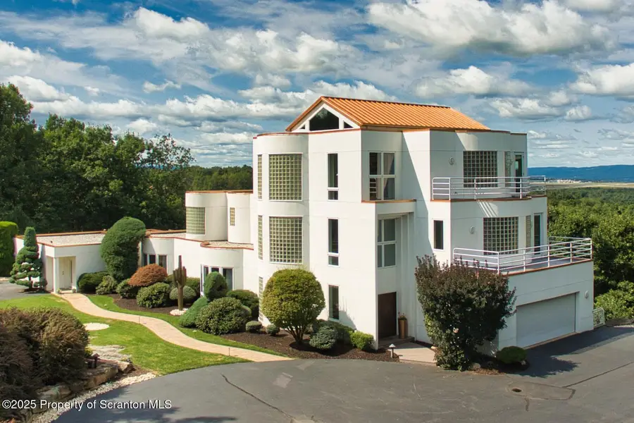 110 Glenmaura Drive, Moosic, PA 18507 - #2