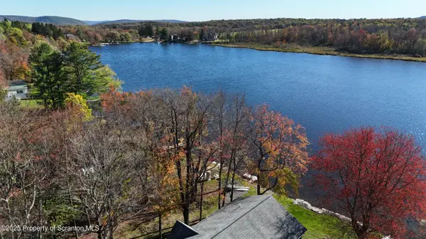 498 Lowe Lake Road, Union Dale, PA 18470