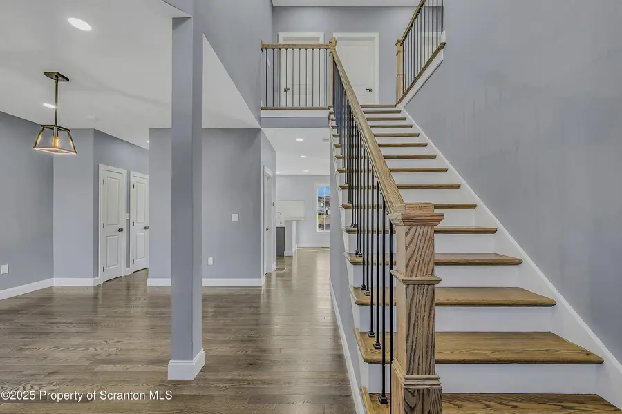 11 Riverview Drive, Jessup, PA 18434 - Image #3