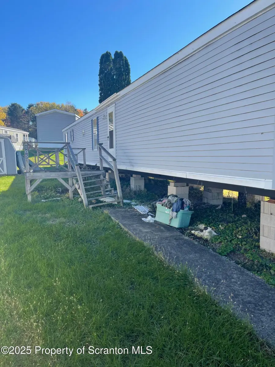 105 S Lakewood Drive, Inkerman, PA 18640 - Image #3