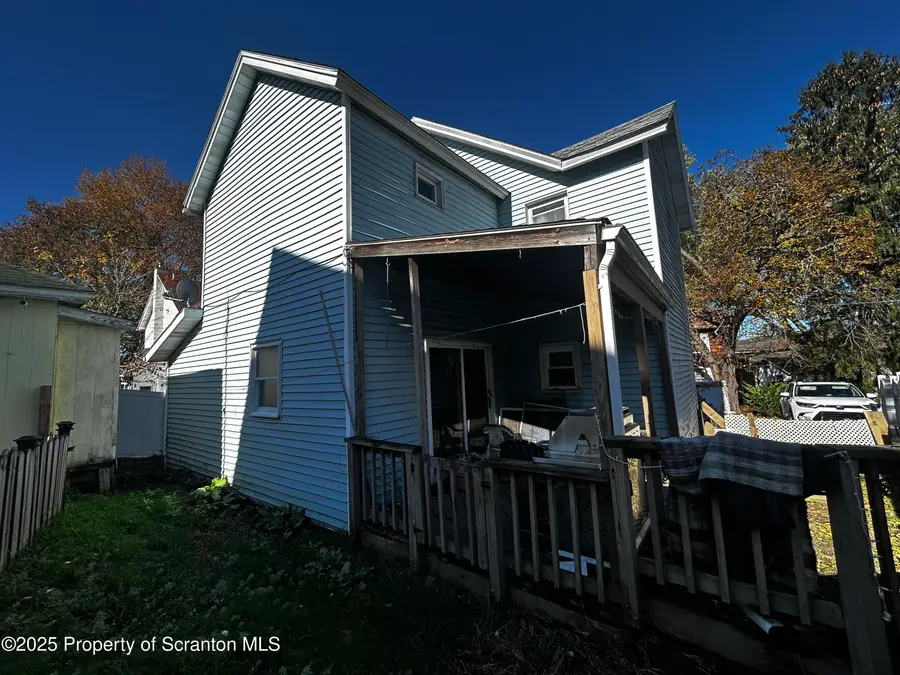 108 Florence Court, Carbondale, PA 18407 - Image #2