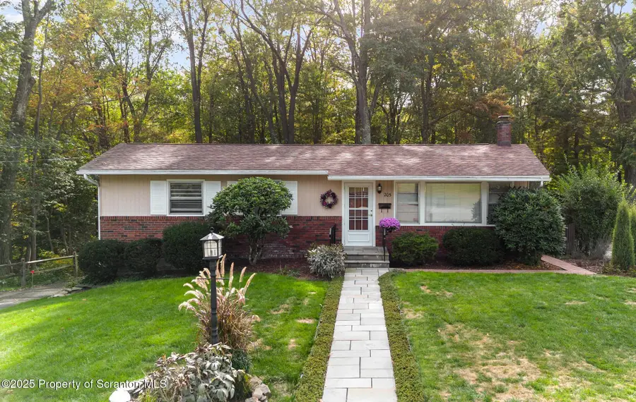 205 Bissell Street, Clarks Summit, PA 18411 - Image #3