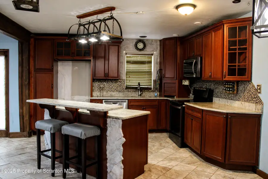 444 N Cameron Avenue, Scranton, PA 18504 - Image #3