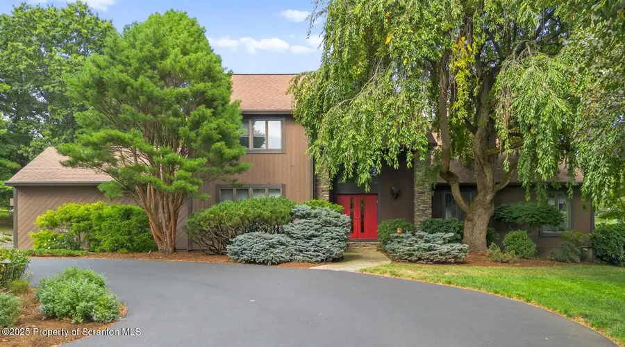 325 Longmeadow Road, Shavertown, PA 18708 - Image #2